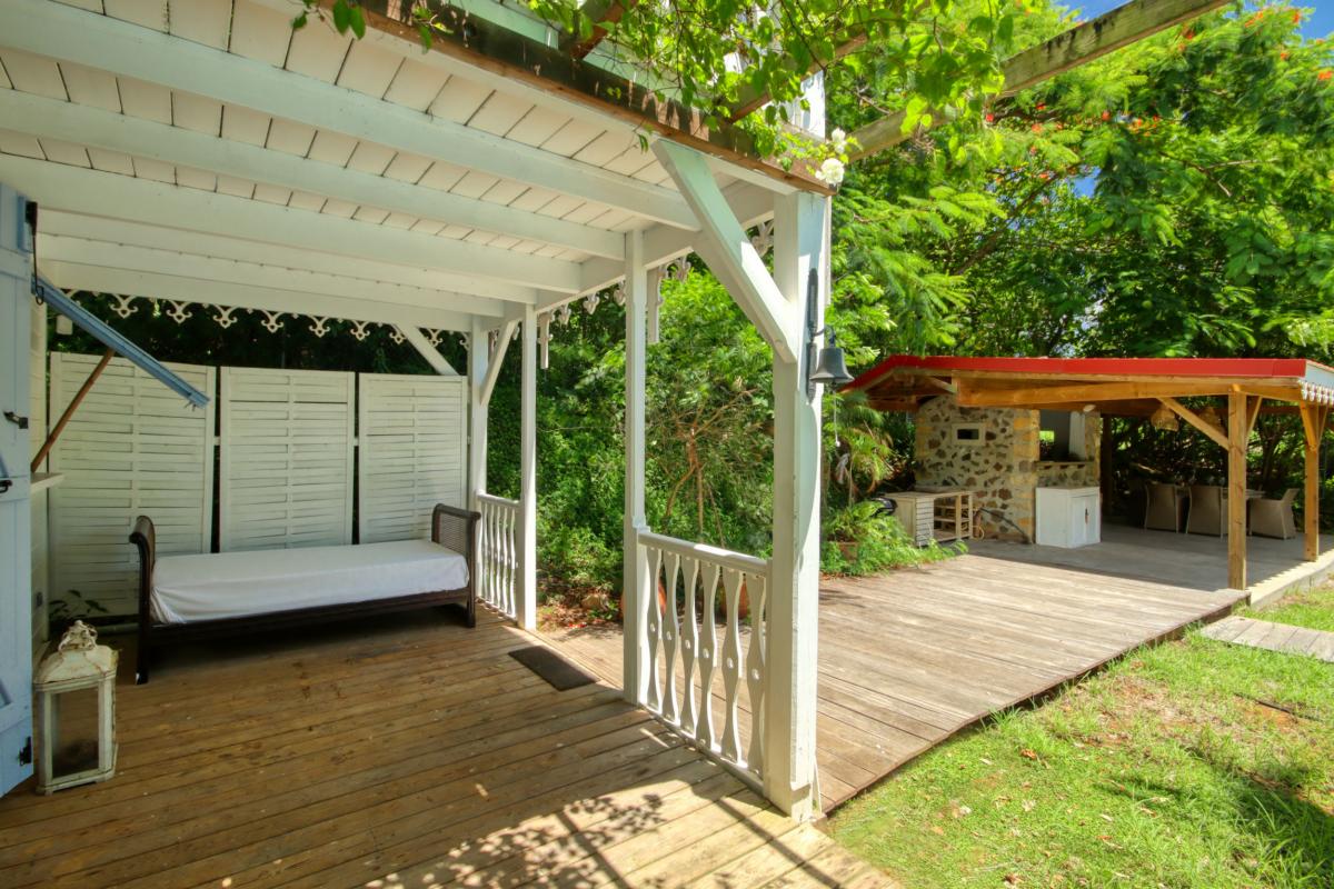 location de villa Sainte-Anne Martinique 6 personnes terrasse 6